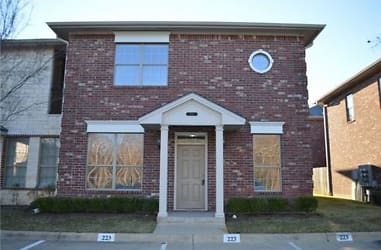 223 Forest Dr Loop unit 1 - College Station, TX