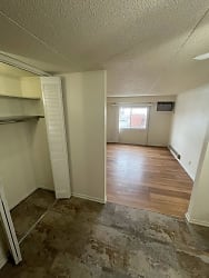 201 1st Ave unit 19 - Baraboo, WI