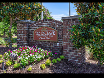 The Enclave At Pamalee Square Apartments - Fayetteville, NC