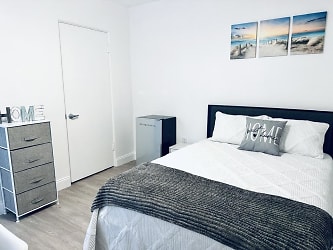 Room For Rent - Melbourne, FL