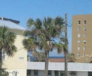 757 2nd St S - Jacksonville Beach, FL