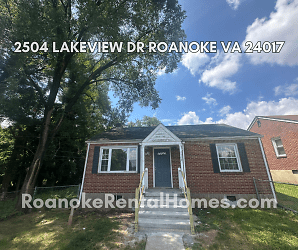 2504 Lakeview Dr NW - Roanoke, VA