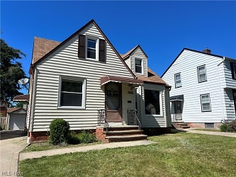 4117 Hinsdale Rd - South Euclid, OH