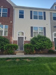 12722 Hannah Hill Rd - Fishers, IN