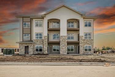 Treadway Apartments - Gardner, KS