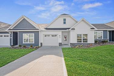 Villas At Maplewood Apartments - Parma Heights, OH