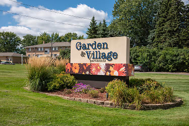 New Hope Garden & Village Apartments - New Hope, MN