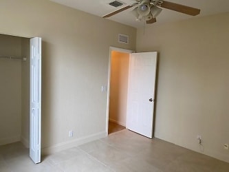 3557 Forest Hill Blvd #50 - Palm Springs, FL