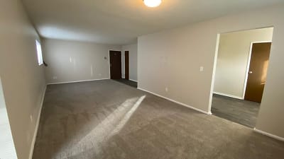 4000 Logangate Rd unit 08 - Youngstown, OH