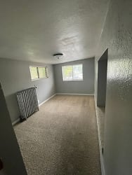 1025 17th St unit 4 - Greeley, CO