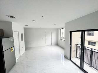 Poe's Lofts Apartments - Hialeah, FL