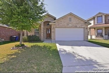 10411 Tollow Way - Helotes, TX