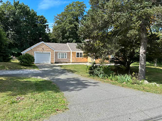37 West Rd - Orleans, MA