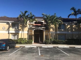2642 NW 33rd St #1904 - Oakland Park, FL