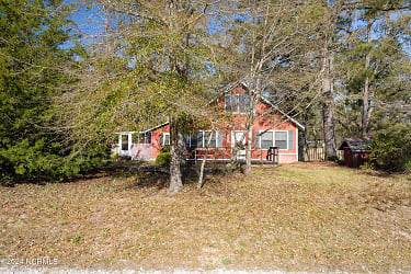 413 Henderson Ct - Sneads Ferry, NC