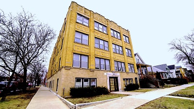 2659 N Springfield Ave unit 3 - Chicago, IL