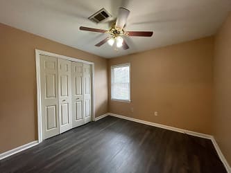 409 Westfield Dr unit 409 - undefined, undefined