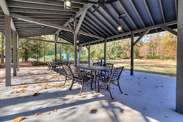 Forest Hills Racquet Club Apartments - Augusta, GA