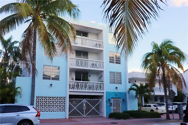335 Collins Ave #203 - Miami Beach, FL