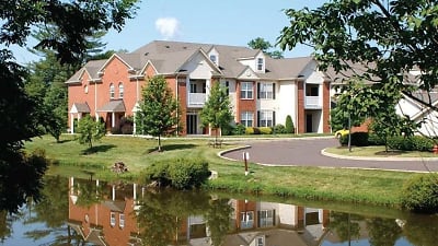 Fox Ridge At Lakeside Apartments - Limerick, PA