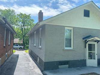 9111 Argyle Ave - Overland, MO