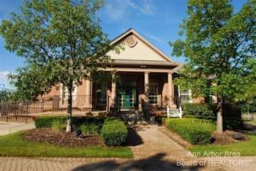 2707 Barclay Way - Ann Arbor, MI