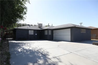 38626 Frontier Ave - Palmdale, CA