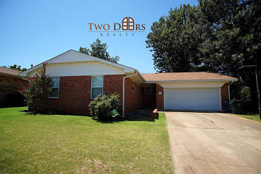 812 W Silver Meadow Dr - Midwest City, OK