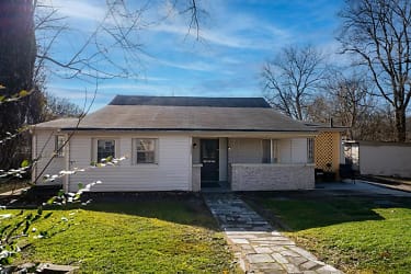 1508 James Dr - Knoxville, TN