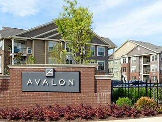 Avalon Falls Church Apartments - Falls Church, VA
