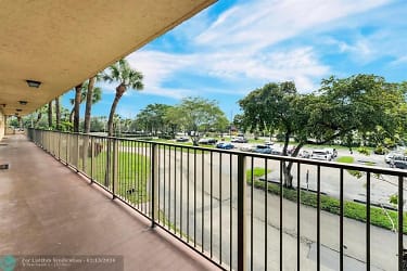3101 NW 47th Terrace #223 - Lauderdale Lakes, FL