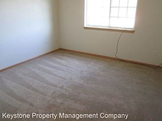 870 W Cherry St unit 2 - North Liberty, IA