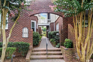 1021 Brighthurst Dr #308 - Raleigh, NC