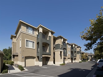Cross Pointe Apartments - Antioch, CA