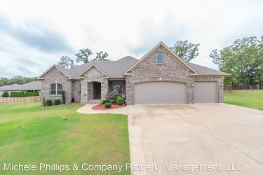 2616 Point River Cove - Sherwood, AR