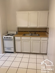 6500 W Cermak Rd unit 221 - undefined, undefined