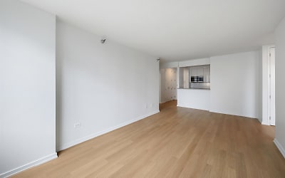 21 West End Ave unit C2A - New York, NY