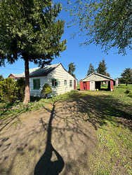 225 S 37th St - Springfield, OR