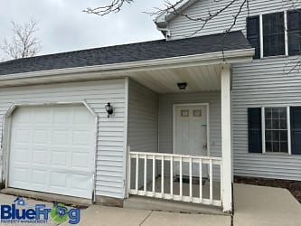 2324 Valley Rd - Plymouth, WI