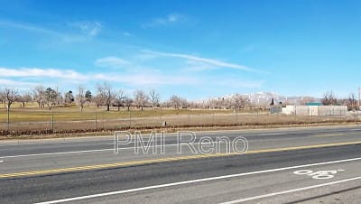 2700 Plumas St, Apt 201 - Reno, NV