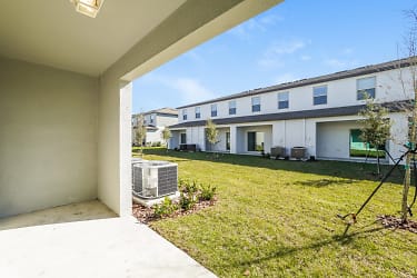 8460 Houndstooth Enclave Dr - New Port Richey, FL