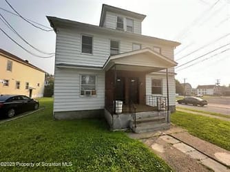 228 New Mallery Pl - Wilkes Barre, PA