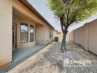 7731 S 45th Lane - Laveen, AZ