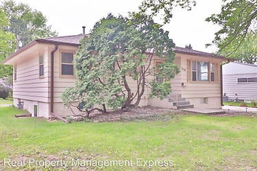 3116 S Lake Ave - Sioux Falls, SD