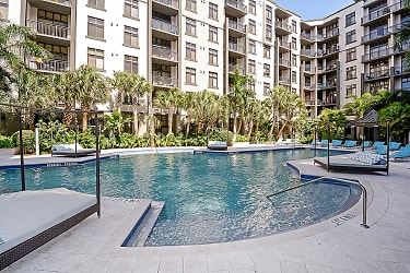 The Manor At Flagler Village Apartments - Fort Lauderdale, FL