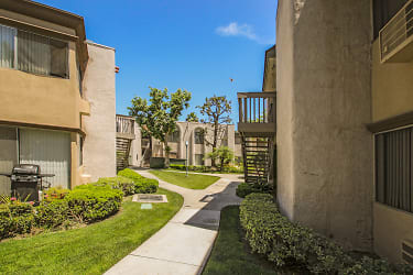 Brookside Apartments - La Palma, CA