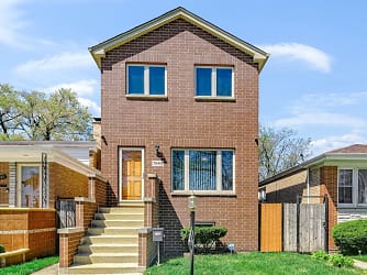 7940 S Wentworth Ave - Chicago, IL