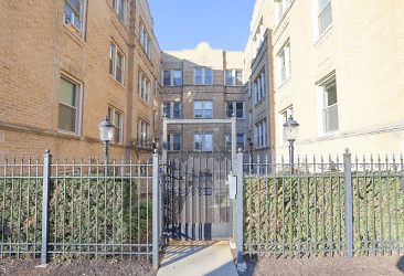 4647 N Manor Ave unit 3 - Chicago, IL