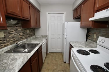 190 Sycamore Dr unit 203 - Pittsburgh, PA