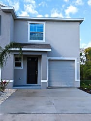 9272 Rock Harbour Wy - Tampa, FL